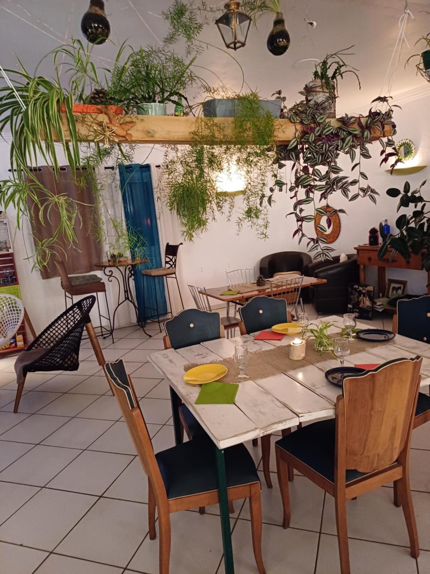 Bel Hotel Restaurant La Gentilhommiere Trebes Exterior photo